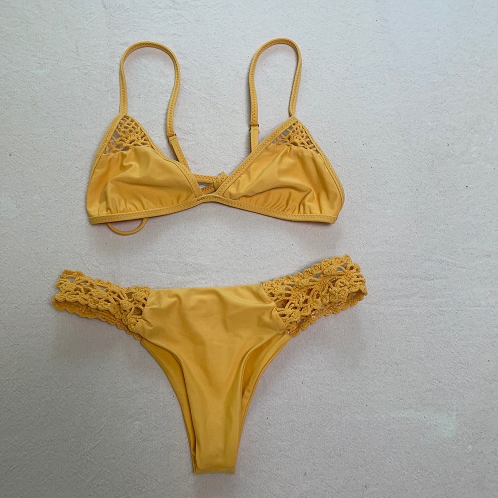Frankies bikinis